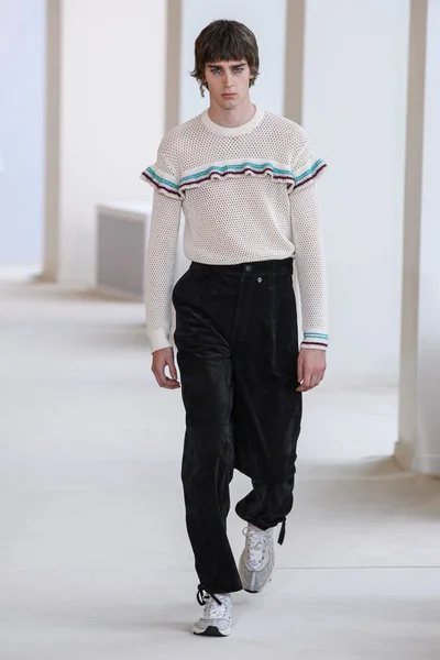 Look 5